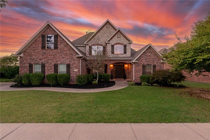 1104 Edinburgh Avenue  Bentonville AR 72713 photo