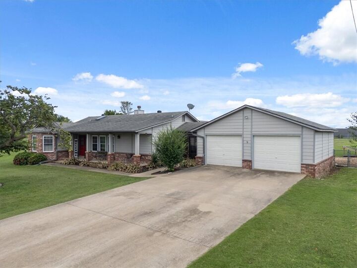 Property Photo: 513 N Old Wire Road AR 72745