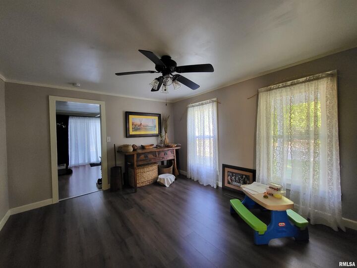 Property Photo:  409 E South Street  IL 61448 