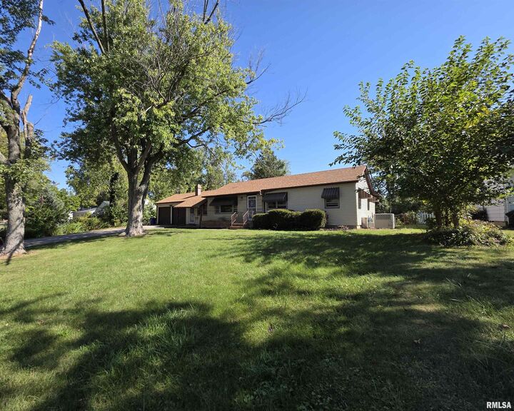 1712 N Stevens Avenue  Decatur IL 62526 photo