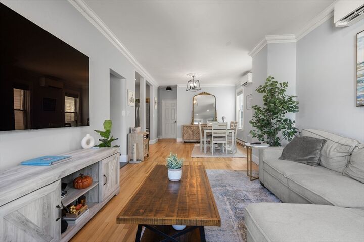 Property Photo:  118 Franklin St 3  MA 02445 