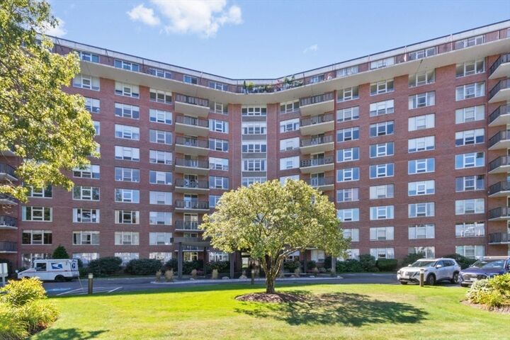 280 Boylston St Ph10  Newton MA 02467 photo