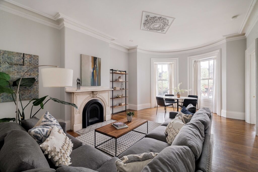 Property Photo:  530 Massachusetts Ave 2  MA 02118 