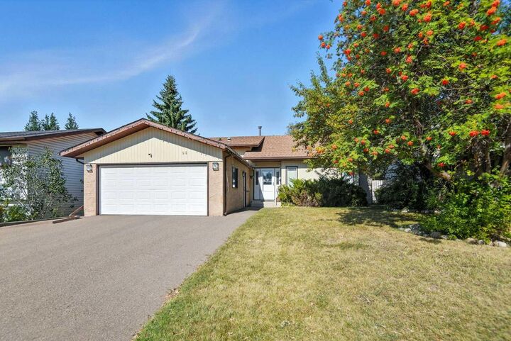 Property Photo:  94 Martin Close  AB T4R 1R7 