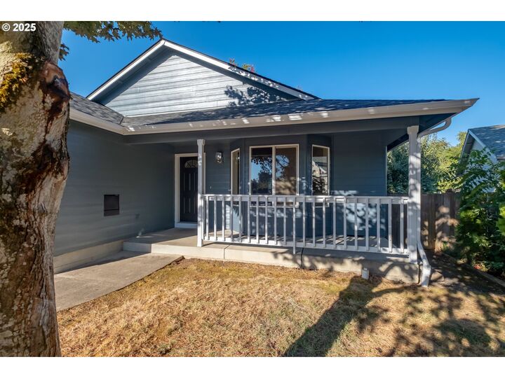 Property Photo:  2425 Brown Rd NE  OR 97305 