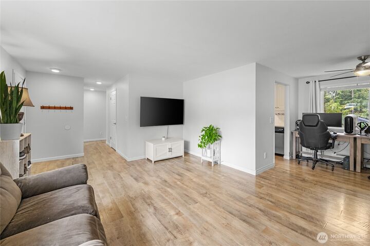 Property Photo:  4325  Northgate Drive  WA 98277 