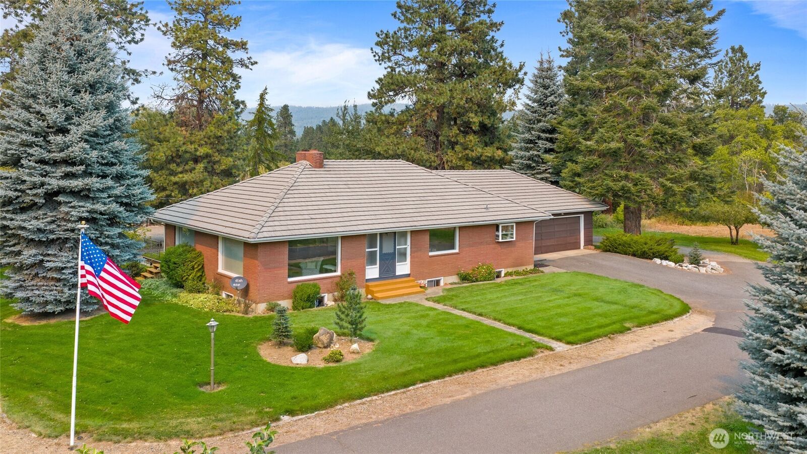 Property Photo:  911  Westside Road  WA 98922 