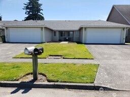 Property Photo:  2210  48th Avenue  WA 98632 