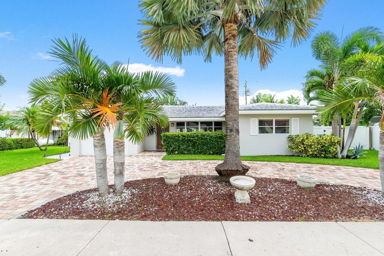 Property Photo:  1301 SE 14 Drive  FL 33441 