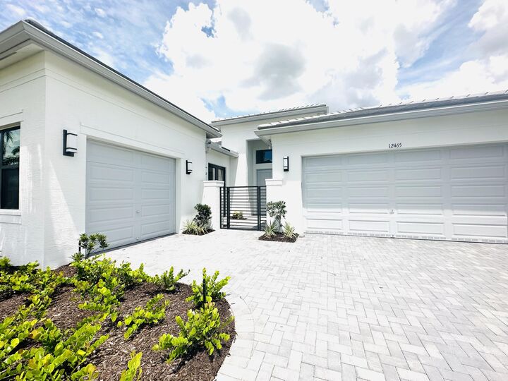 Property Photo:  12465 SW Crystal Cove Drive  FL 34987 