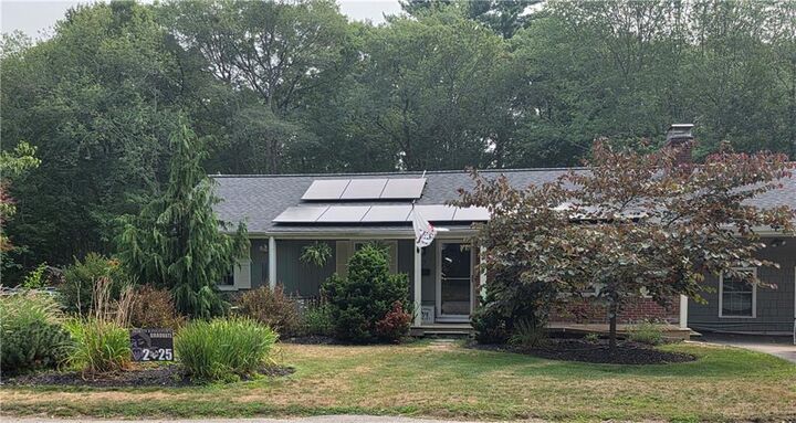 77 Fairfield Drive  North Kingstown RI 02852 photo