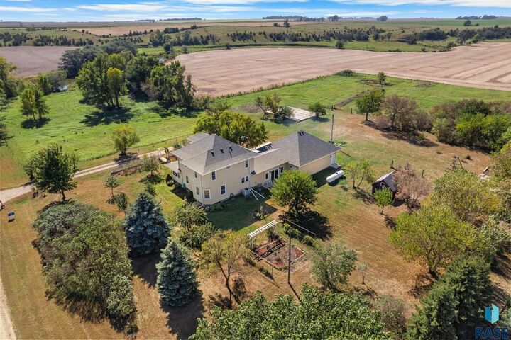 Property Photo:  27551 452nd Ave  SD 57053 