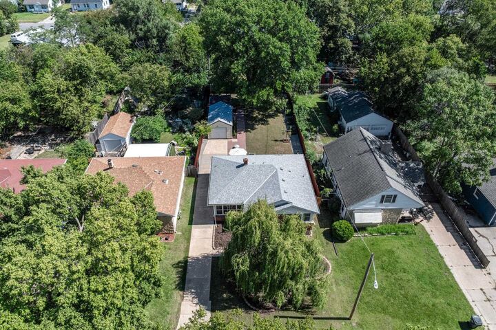 Property Photo:  930 N Crestway Ave  KS 67208 