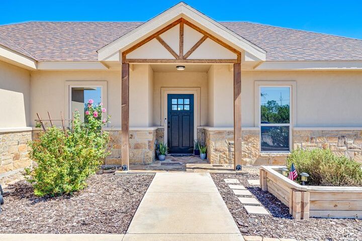 Property Photo: 1938 Beaty Rd TX 76904
