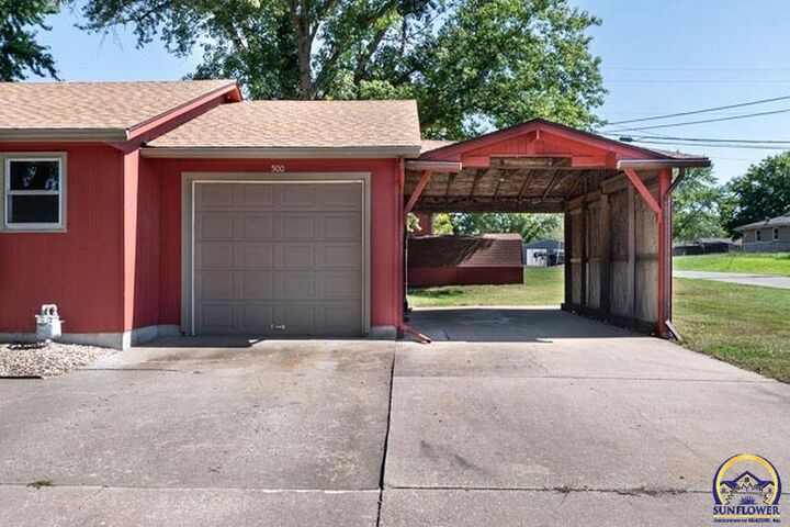 Property Photo: 500 Kansa Dr 501 Sioux Dr. KS 66070