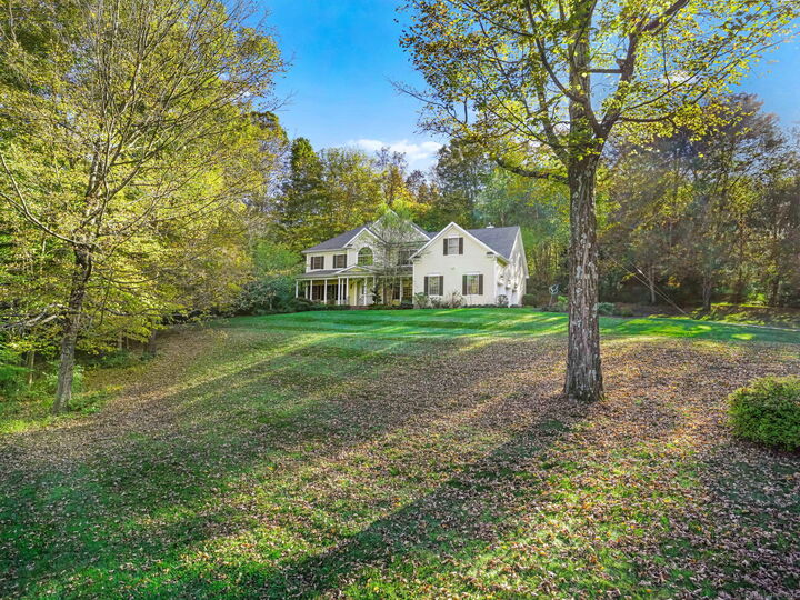 Property Photo:  76 Old Trolley Road  CT 06877 