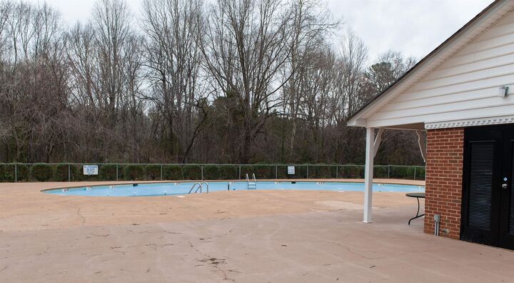 Property Photo:  166 Buckstone Lane  SC 29307 