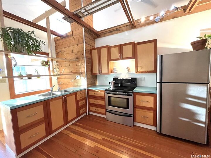Property Photo:  1844 Toronto Street  SK S4P 1M6 