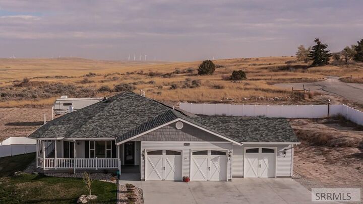 Property Photo:  7215 E Panorama Drive  ID 83401 