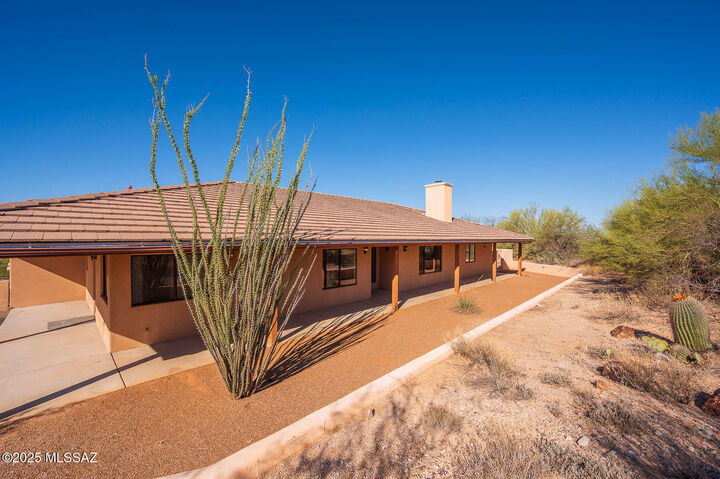 Property Photo:  8000 S Avenida Ana  AZ 85747 