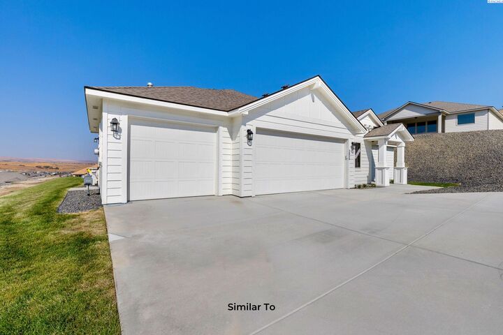 Property Photo: 6507 W 28th Ave WA 99338