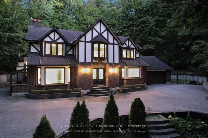 Property Photo:  441 Westmount Drive  ON N6K 1X4 