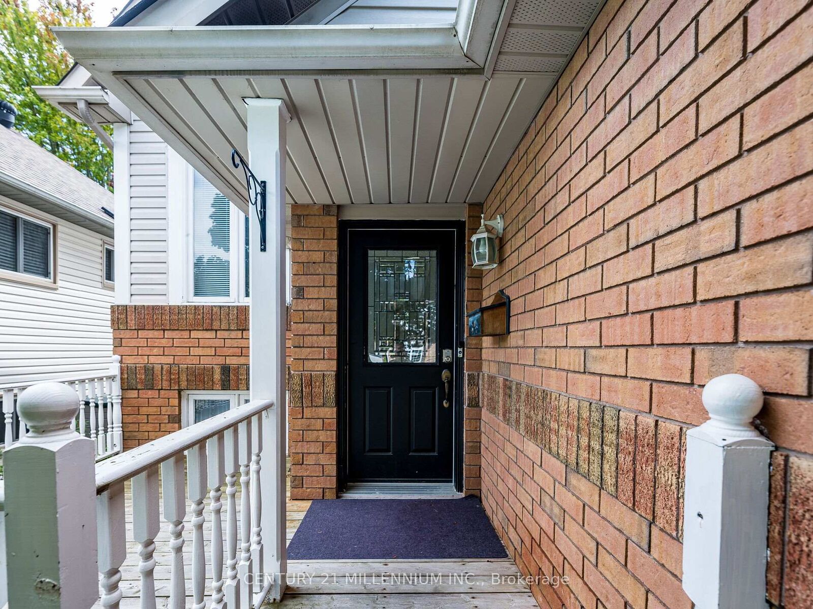 Photo de la propriété:  425 Elmwood Court  ON L1G 7X8 