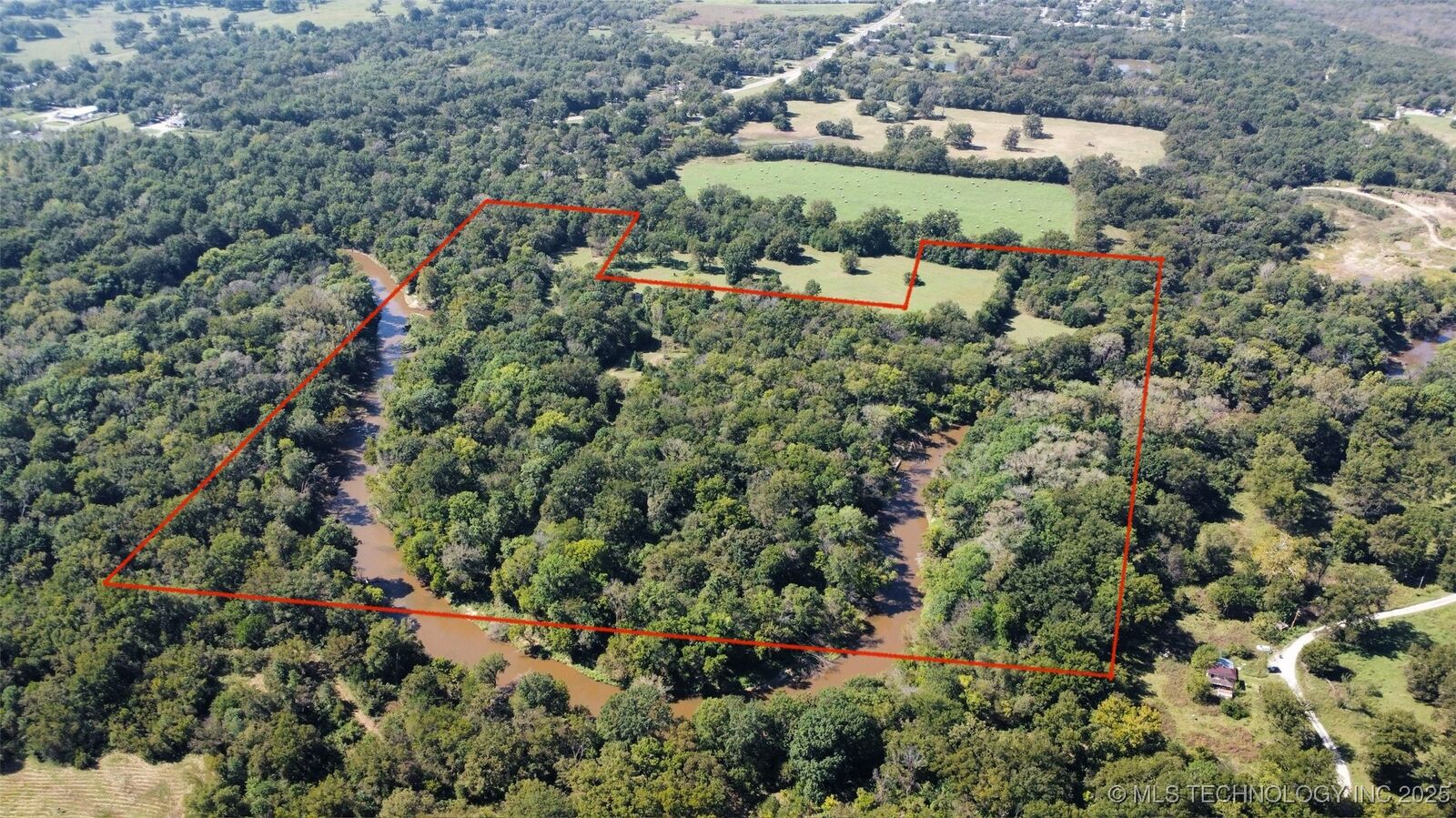 Property Photo:  9839 N Peoria Avenue  OK 74073 