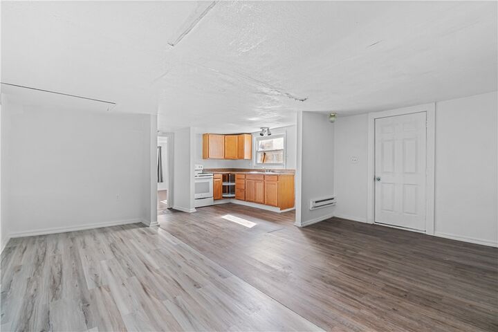Property Photo: 1302 Irwin St PA 15001