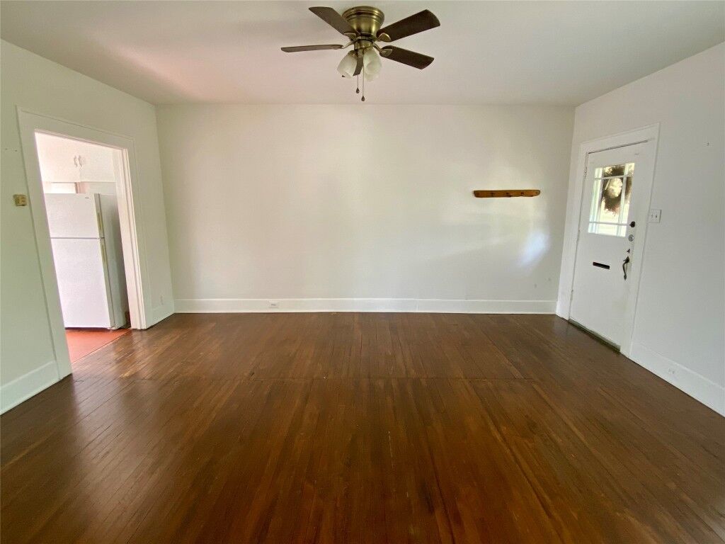 Property Photo:  1513 Enfield Road C  TX 78703 