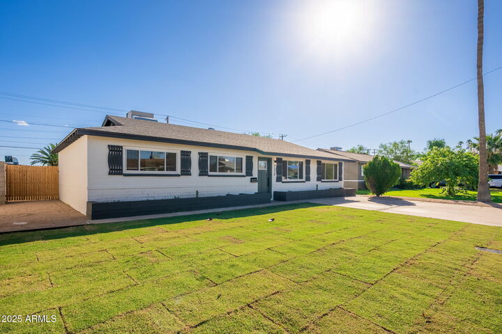 Property Photo: 7319 E Polk Street AZ 85257