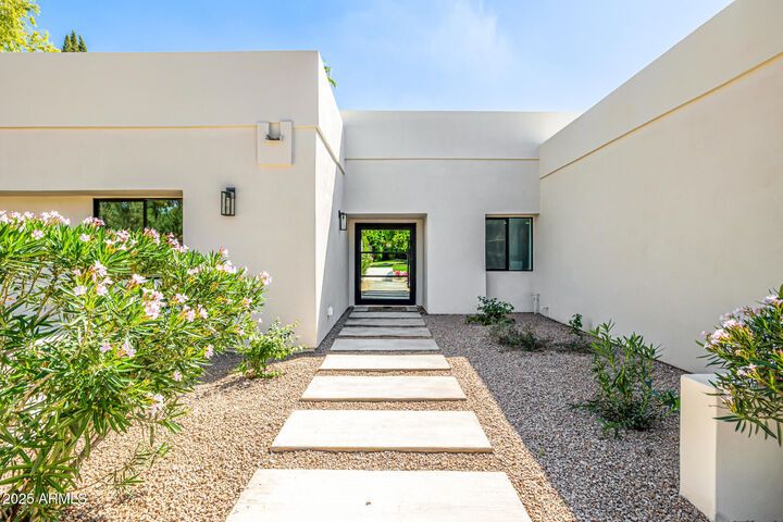 Property Photo:  7619 E Via De Corto --  AZ 85258 