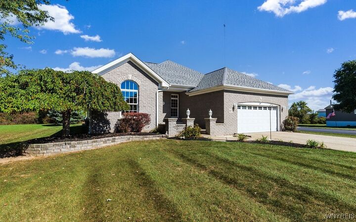 Property Photo:  1115 Whitehaven Road  NY 14072 