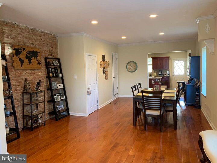 Property Photo:  432 Martin Street  PA 19128 
