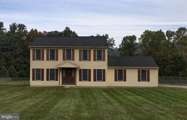 118 Natures Road  Pine Grove PA 17963 photo