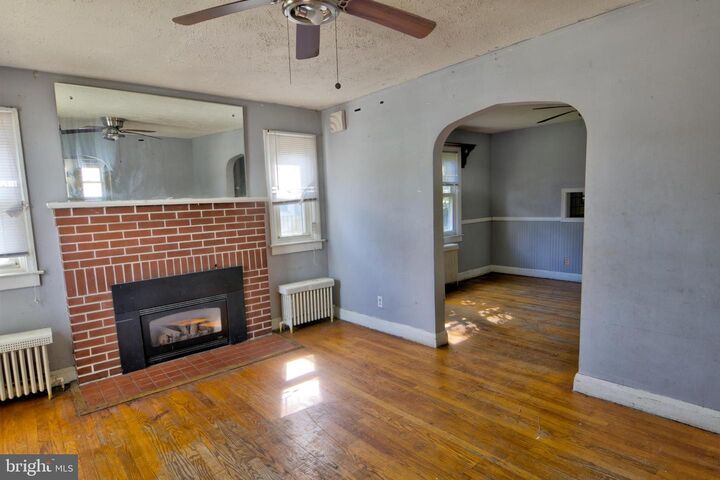 Property Photo: 119 W Edgevale Road MD 21225
