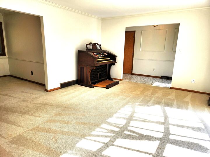 Property Photo: 6258 Peach Tree Road OH 43213