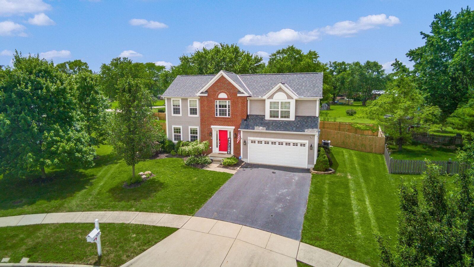 Property Photo:  5793 Daffodil Court  OH 43123 