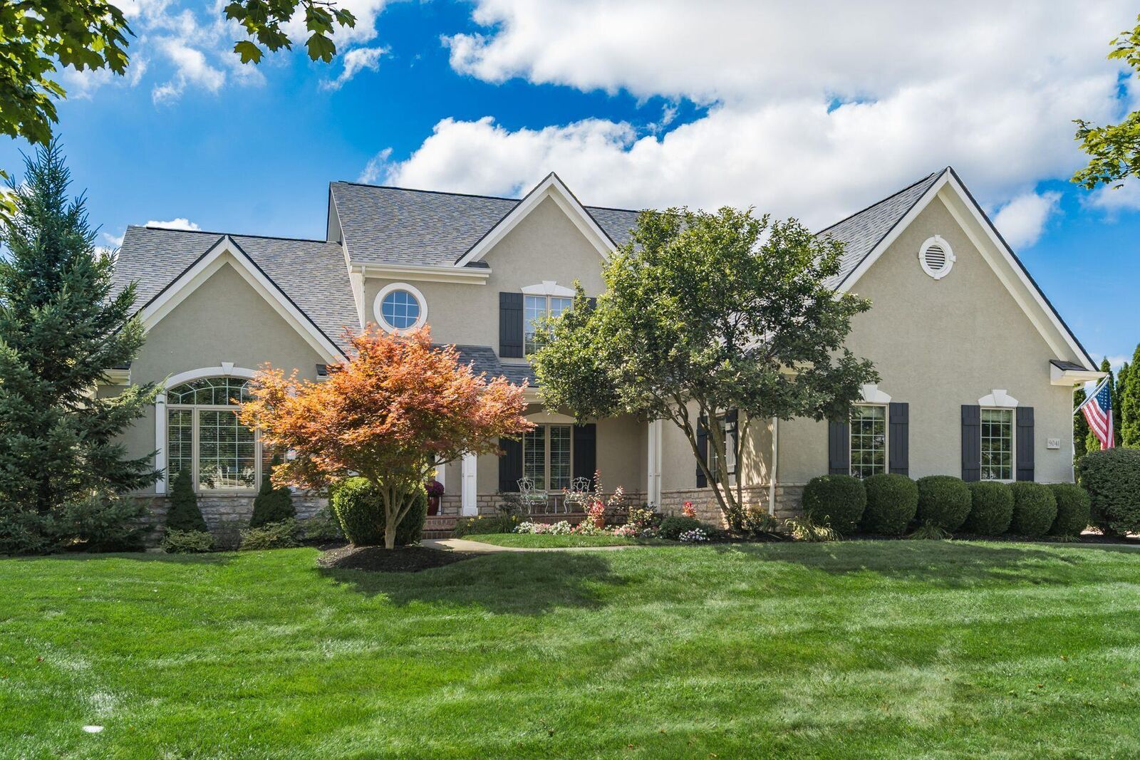 Property Photo: 9041 Tartan Fields Drive OH 43017