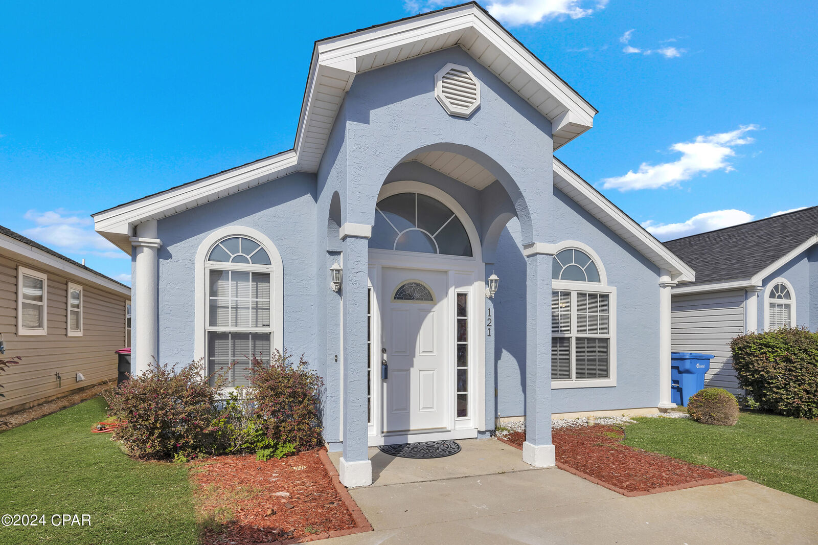 Property Photo:  121 Seagrass Way  FL 32407 