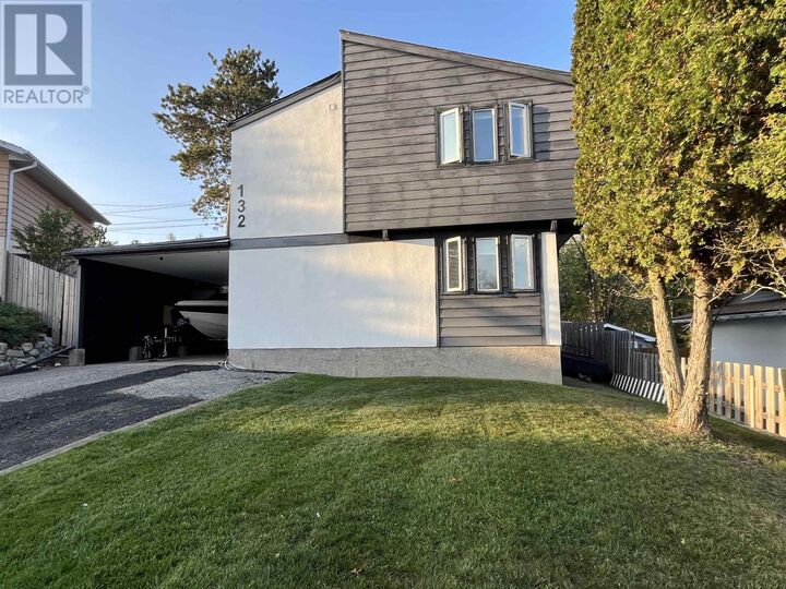 132 Minto Crescent  Kenora ON P9N 3K2 photo