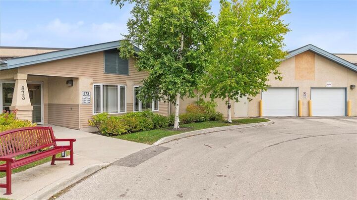 873 Waverley Street  Winnipeg MB R3P 6C6 photo