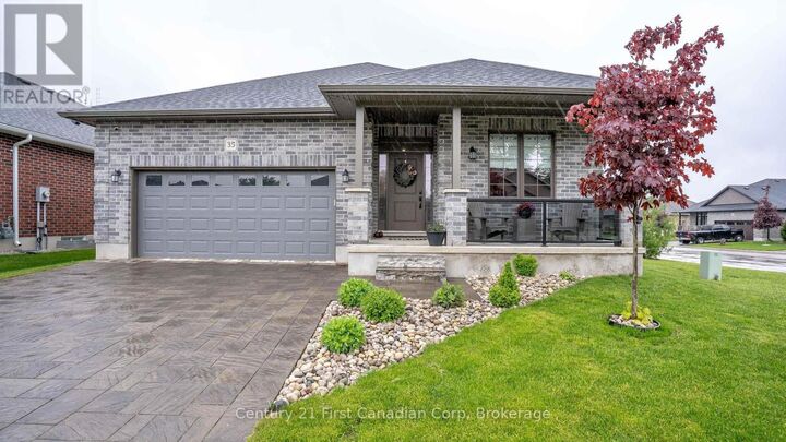 Photo de la propriété: 121 Robin Ridge Drive 35 ON L0L 1B0