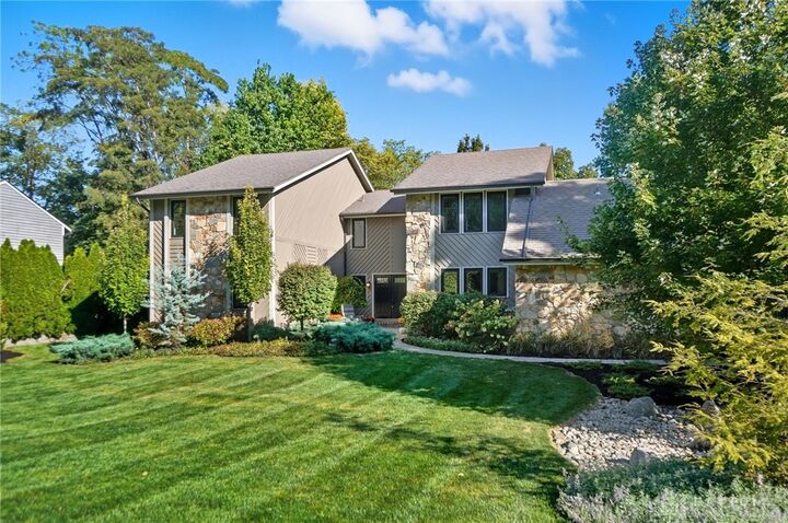 Property Photo:  1241 Agate Trail  OH 45459 