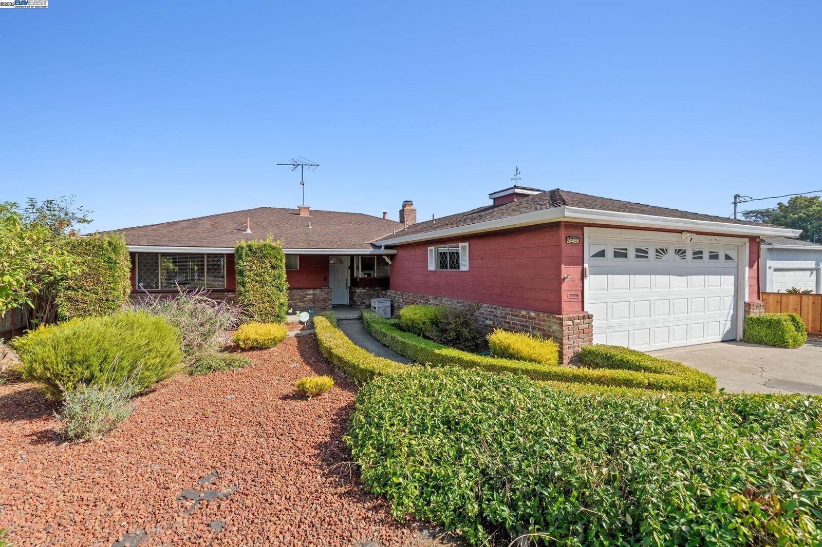 Property Photo:  24498 2nd St  CA 94541 
