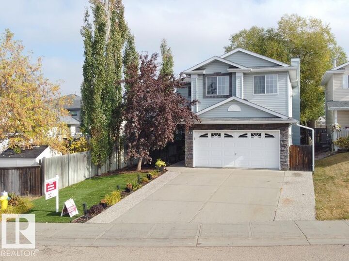 Property Photo:  31 Westwood Way  AB T8L 4G4 