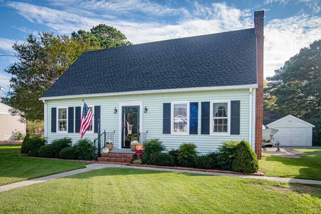 Property Photo:  11522 Poplar Ave  VA 23350 