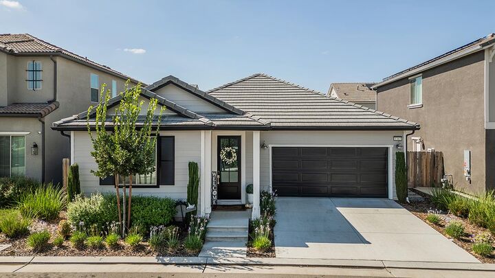 1363 E Via Prato Drive  Fresno CA 93730 photo