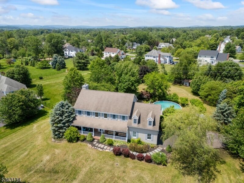 Property Photo:  1 Cheshire Ct  NJ 08833 