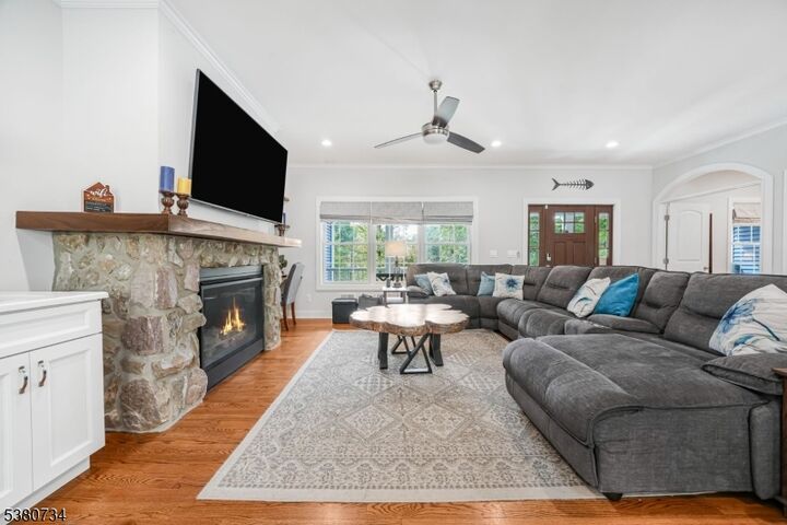 Property Photo: 66 Taylortown Rd NJ 07045